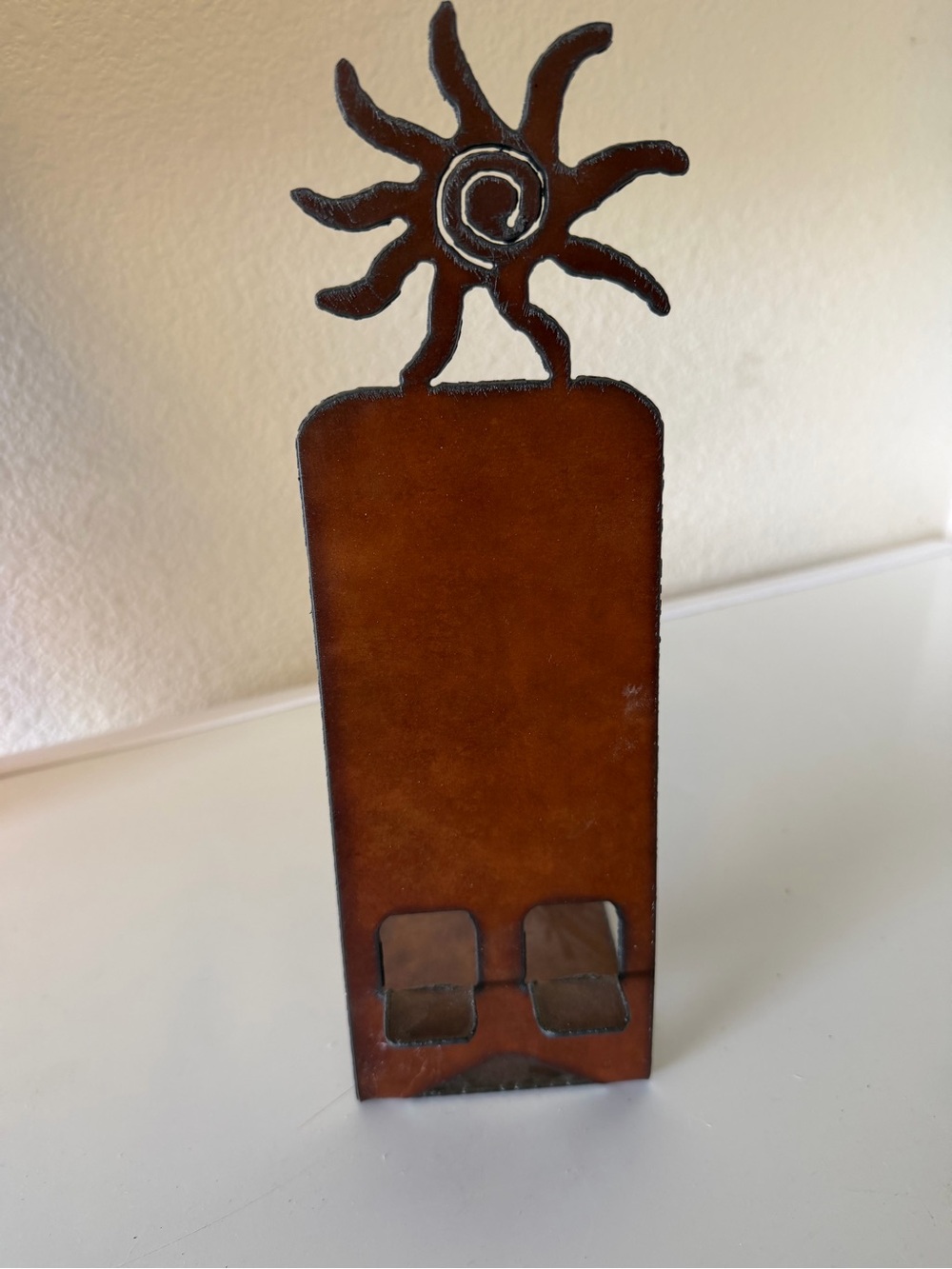 Rustic Sun Metal Phone Stand - Brown